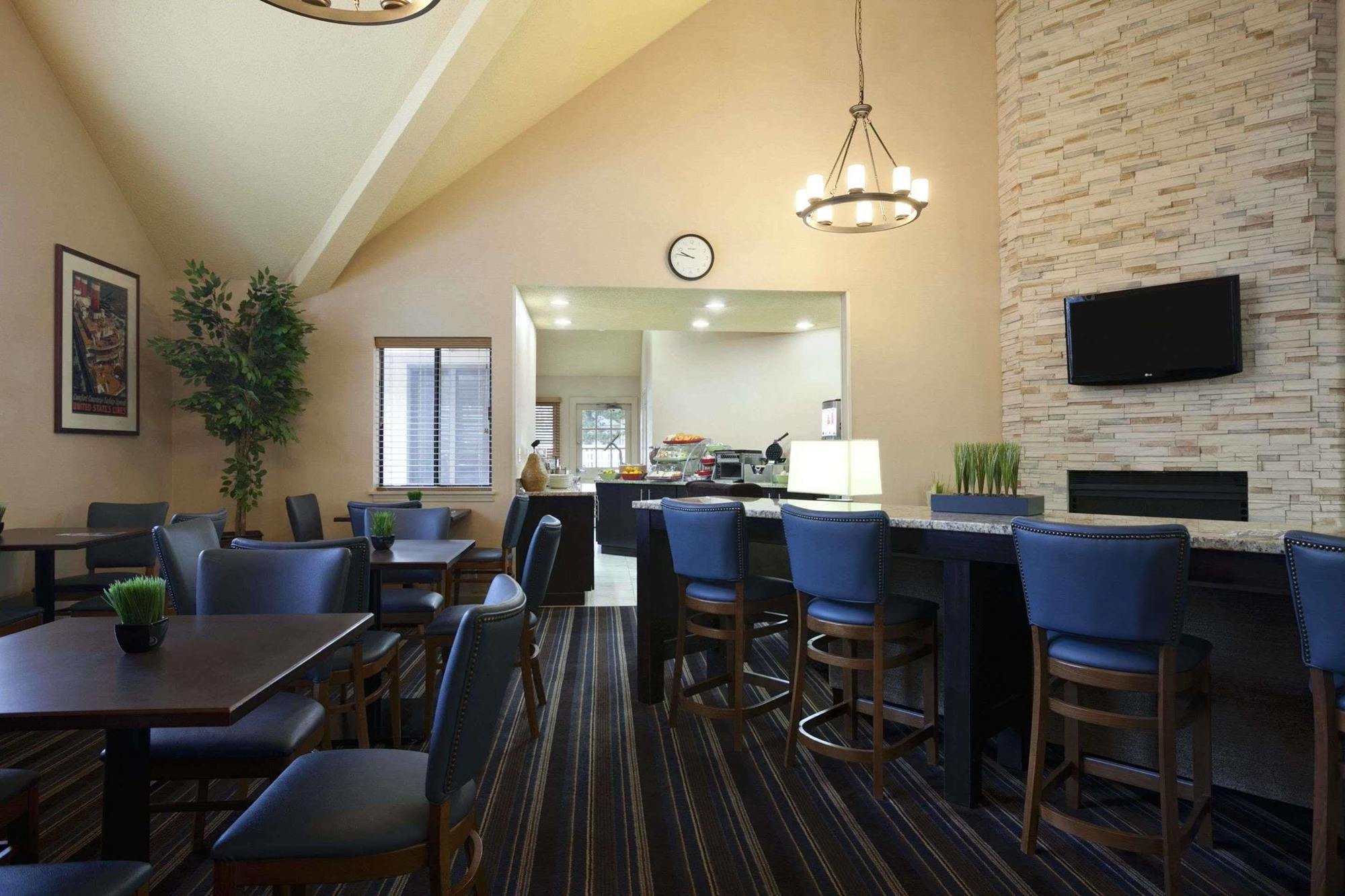 Hawthorn Suites Of Troy Buitenkant foto